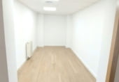 Oficina en alquiler con 140m² en Albacete foto
