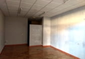 Local comercial en venta con 50m² en Pola de Laviana foto