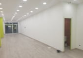 Local comercial en alquiler con 120m² en Gerona, en la zona de la Devesa foto