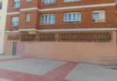 Local comercial en venta con 300m² en Gijón, en la zona de Polígono de Pumarín foto