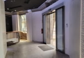 Local comercial
en venda
amb 200m² a Madrid, a la zona de Trafalgar foto