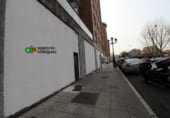 Local comercial en alquiler con 127m² en Oviedo, en la zona de Mercadín foto