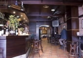 Restaurante en venta con 180m² en El Carbayu foto