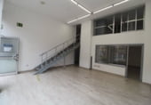 Local comercial
en lloguer
amb 210m² a Oviedo, a la zona de Ventanielles foto