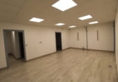 Local comercial
en lloguer
amb 210m² a Oviedo, a la zona de Ventanielles foto