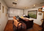 213m² bureau pour vente à Oviède, dans le quartier de Llamaquique photo