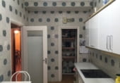 586m² commercial premises for rent in Seville, in the area of Orchard of Saint Teresa photo