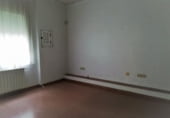 180m² offices for rent in La Roda photo