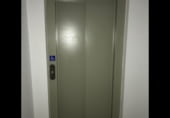 540m² commercial premises for sale in Badajoz photo