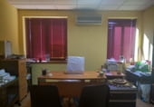 60m² bureau pour vente à Cáceres photo