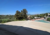 1135m² restaurant for sale in Marbella photo
