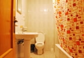 331m² hotel for sale in Loja photo