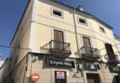 450m² bâtiment pour vente à Trujillo photo