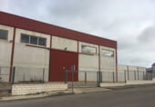 840m² entrepôt pour location à Trujillo photo