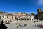 855m² building for sale in Trujillo photo