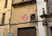 855m² building for sale in Trujillo photo