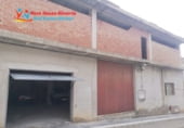 Local comercial en venta con 300m² en Fines foto