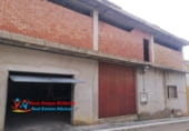 Local comercial en venta con 300m² en Fines foto