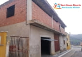 Local comercial en venta con 300m² en Fines foto