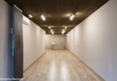 Local comercial en venta con 160m² en Espartinas foto