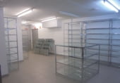 Local comercial en alquiler con 267m² en Segovia foto
