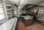 Restaurante en alquiler con 375m² en Segovia foto