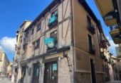 Restaurante en alquiler con 375m² en Segovia foto
