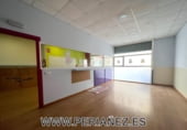 Local comercial en venta con 306m² en el Prat de Llobregat foto