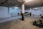 220m² commercial premises for sale in Alcalá de Guadaíra photo