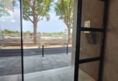 90m² locaux commerciaux pour vente à Oliva photo