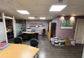 77m² office for sale in Logroño photo