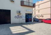 Local comercial en venta con 116m² en Dos Hermanas foto