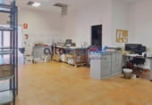 Local comercial en venta con 116m² en Dos Hermanas foto