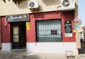 Local comercial en venta con 80m² en Valdepeñas foto