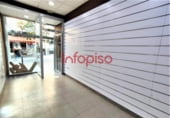 Local comercial en alquiler con 400m² en Valdepeñas foto