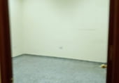 230m² offices for rent in Seville, in the area of The Orchards photo