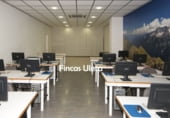 Local comercial en venta con 140m² en Vitoria, en la zona de Lovaina foto