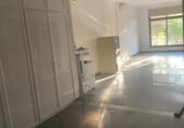 1350m² entrepôt pour vente à Séville photo