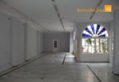 Local comercial
en lloguer
amb 154m² a Morón de la Frontera, Calle LA CARRERA, 8 foto