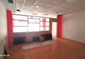 Local comercial en venta con 150m² en El Carbayu foto
