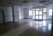 500m² commercial premises for sale in Badajoz photo