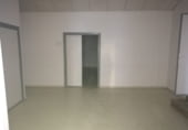 500m² commercial premises for sale in Badajoz photo