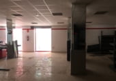 Local comercial en alquiler con 460m² en Dos Hermanas foto