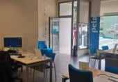 Local comercial en venta con 200m² en Vigo, en la zona de Vigo foto