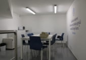 Local comercial en venta con 160m² en León, en la zona de Centro foto
