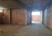 Local comercial en venta con 368m² en Cazorla foto