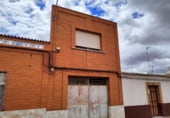 84m² warehouse for sale in Valdepeñas photo