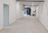 Local comercial en alquiler con 146m² en Jaén, Calle Maestra, 3 foto