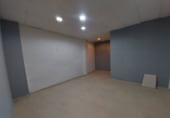Local comercial en alquiler con 146m² en Jaén, Calle Maestra, 3 foto