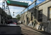 700m² warehouse industrial for sale in León, Avenida Froilan, 56 photo